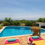 Villa Margaritas By *